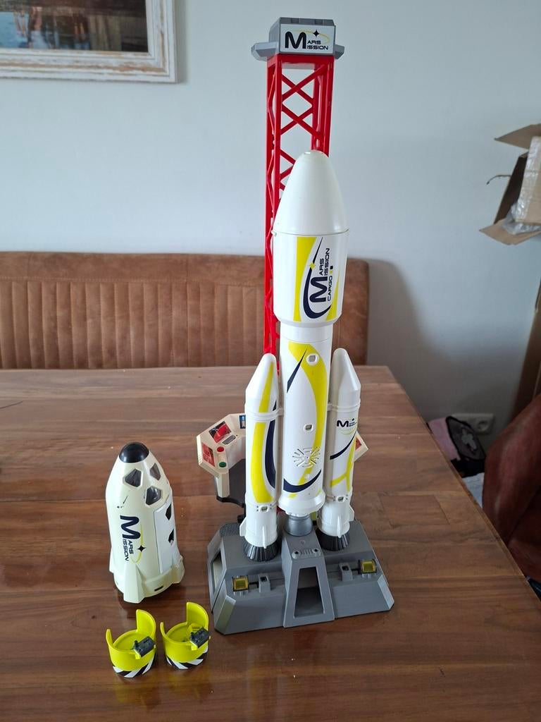 Raket van playmobile, Ophalen