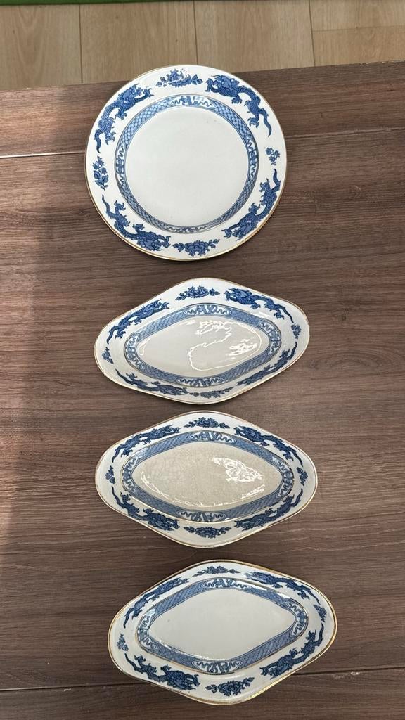 BOOTHS "Dragon" Silicon China schalen en bord, Antiek en Kunst, Antiek | Porselein, Ophalen of Verzenden