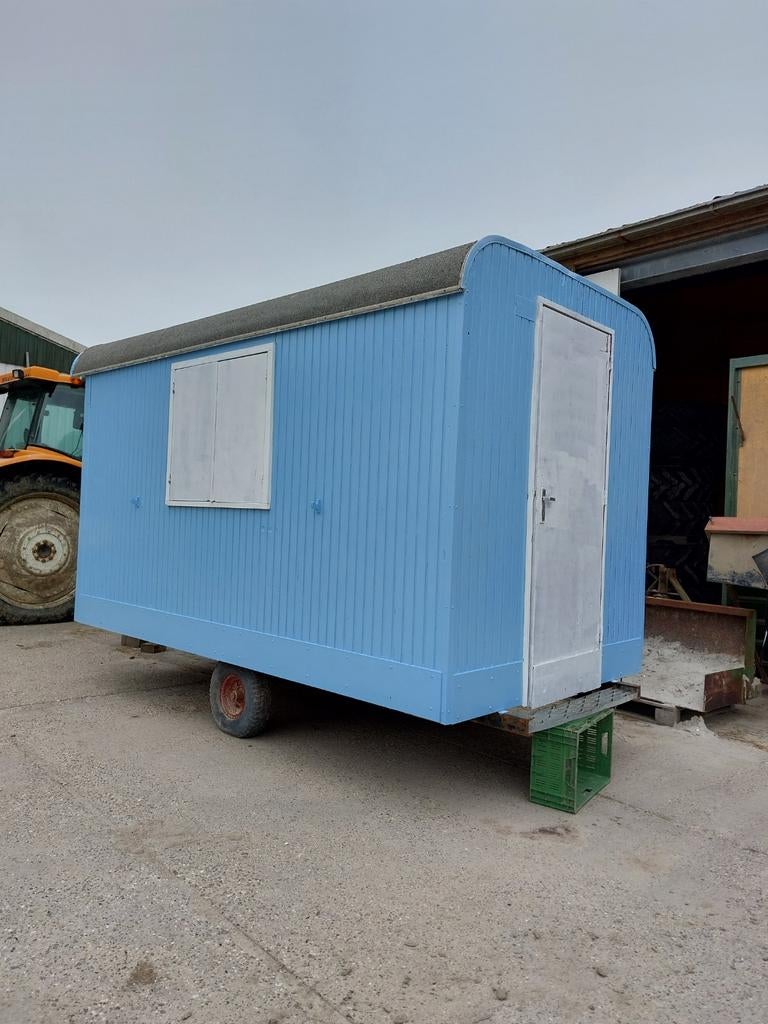 Schaftkeet / pipowagen met origineel schrootjes plafond, Ophalen