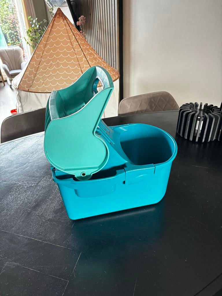 Leifheit emmer met persopzet voor dweil, Ophalen of Verzenden, Zo goed als nieuw, Kunststof, Met handgreep