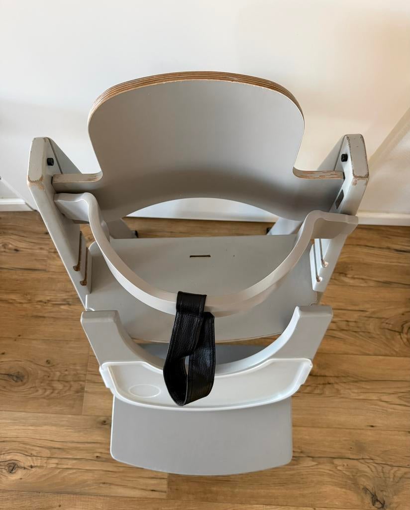 Kidsmill Up! Meegroeistoel incl babyset en eetblad, Ophalen, Gebruikt, Meegroeistoel, Afneembaar eetblad