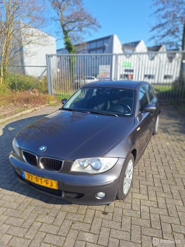 BMW 1-serie 116i Executive, Auto's, BMW, Particulier, Te koop, 1-Serie, ABS, Airbags, Airconditioning, Alarm, Boordcomputer, Centrale vergrendeling