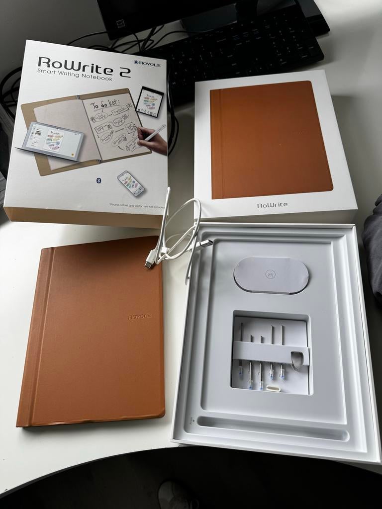 RoWrite 2 Smart Writing Notebook met doos en accessoires, Ophalen of Verzenden, Zo goed als nieuw