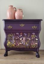 Sfeervol donkerpaars buikkastje met speels bloemenprint, Ophalen