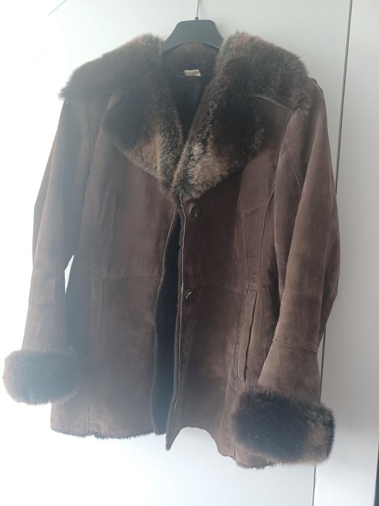 Bruine jas met bontkraag, Bruin, Maat 46/48 (XL) of groter, Ophalen of Verzenden, Zo goed als nieuw