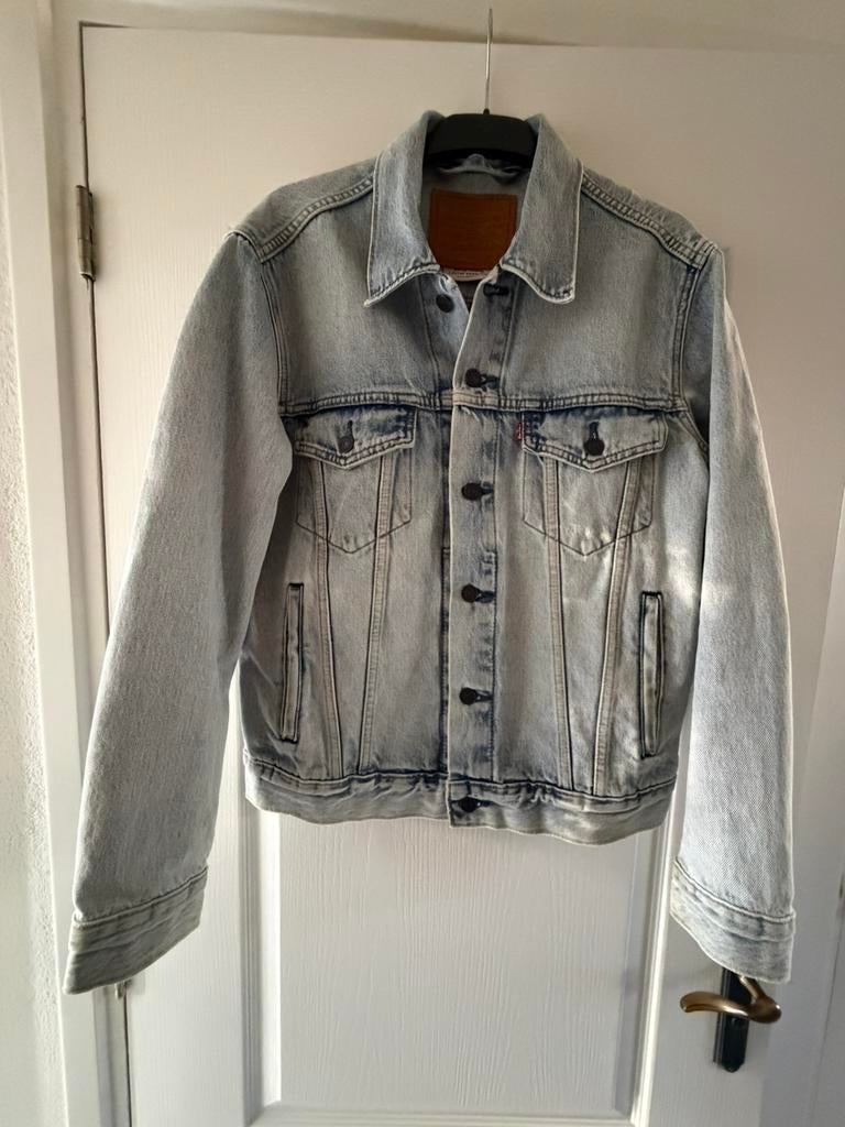 Levi’s spijkerjack maat S, Kleding | Dames, Jassen | Zomer, Ophalen, Zo goed als nieuw, Maat 36 (S), Blauw