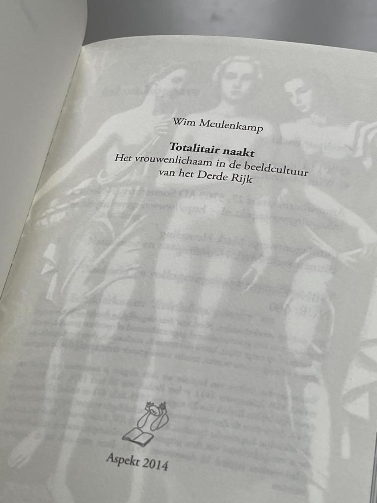 Totalitair naakt het vrouwenlichaamvan in het Derde Rijk, Ophalen of Verzenden, Nieuw, Schilder- en Tekenkunst