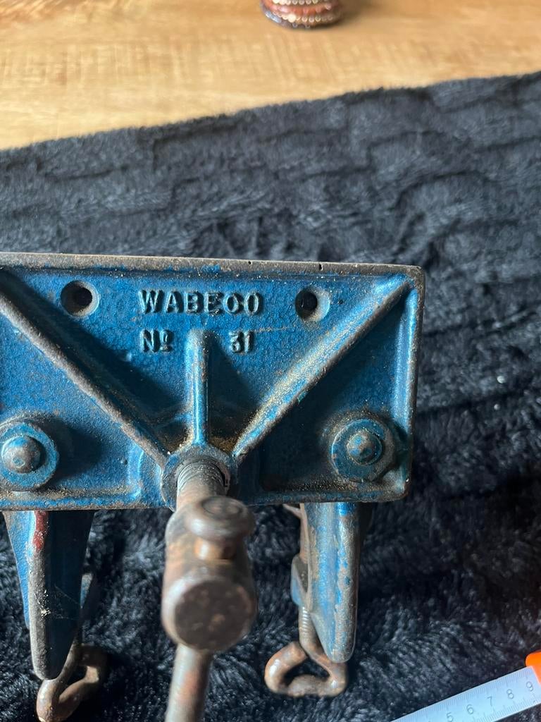 Bankschroef Wabeco nr 31, Doe-het-zelf en Verbouw, Ophalen of Verzenden, Gebruikt