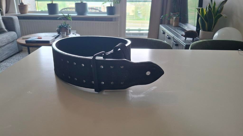 Strength Shop Double Prong Belt 13mm, Sport en Fitness, Fitnessmaterialen, Ophalen of Verzenden, Zo goed als nieuw