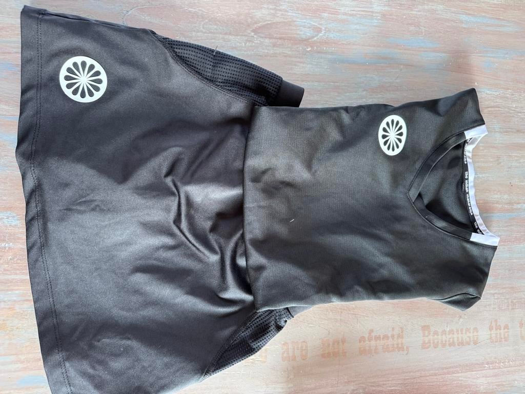 Indian Maharadja hockey rokje en t-shirt maat 140 zwart, Ophalen of Verzenden, Zo goed als nieuw, Meisje, Sport- of Zwemkleding
