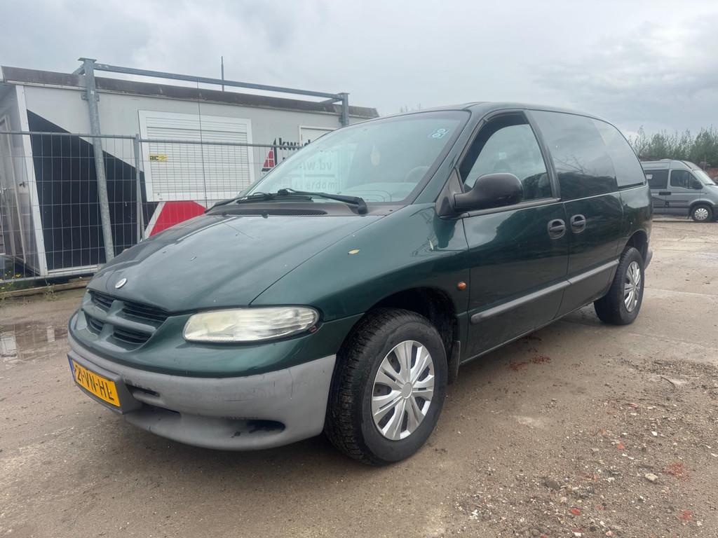 Dodge Ram Van Grijs kenteken benzine 2.4i apk verlopen! Lees, Auto's, Bestelauto's, Voorwielaandrijving, Gebruikt, 4 cilinders