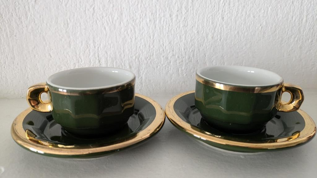 Pillivuyt kop en schotels groen en goud, Ophalen of Verzenden, Nieuw, Overige stijlen, Kop(pen) en/of Schotel(s)
