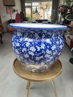 Grote blauw met witte bloempot, Ophalen