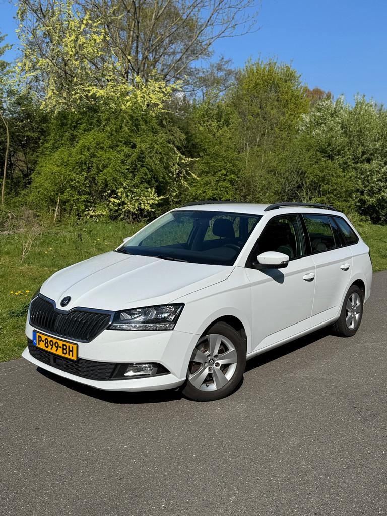 Skoda Fabia Combi 1.0 TSI 70kW Ambition Automaat! (bj 2021), Auto's, Skoda, Bedrijf, Te koop, Fabia, ABS, Airbags, Airconditioning
