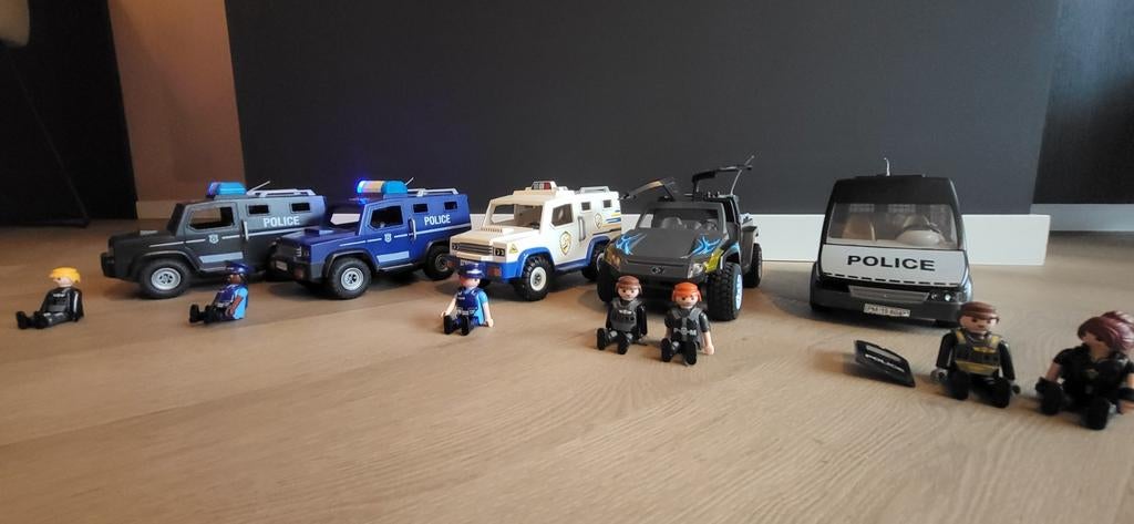 5 Playmobil politieauto's met zwaailamp en sirene, Ophalen of Verzenden, Gebruikt, Complete set