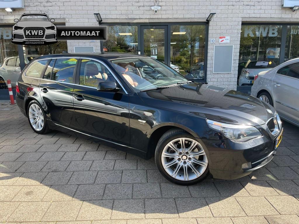 BMW 5 Serie Touring 523i Executive LCI Xenon Bruin leer Beur, Auto's, BMW, Blauw, Origineel Nederlands, 93 €/maand, Euro 4