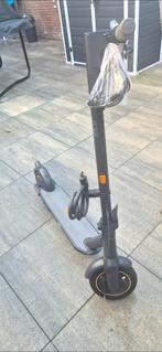 SEGWAY Max G30E II

elektrische step, Fietsen en Brommers, Steps, Ophalen of Verzenden, Zo goed als nieuw, Elektrische step (E-scooter)