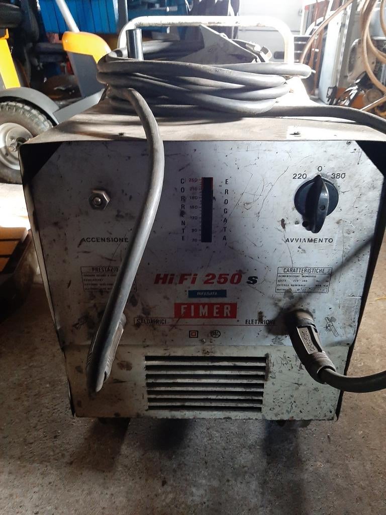 Fimer 380V elektrode lasapparaat 250Amp, Zakelijke goederen, Machines en Bouw | Lastechniek, Ophalen