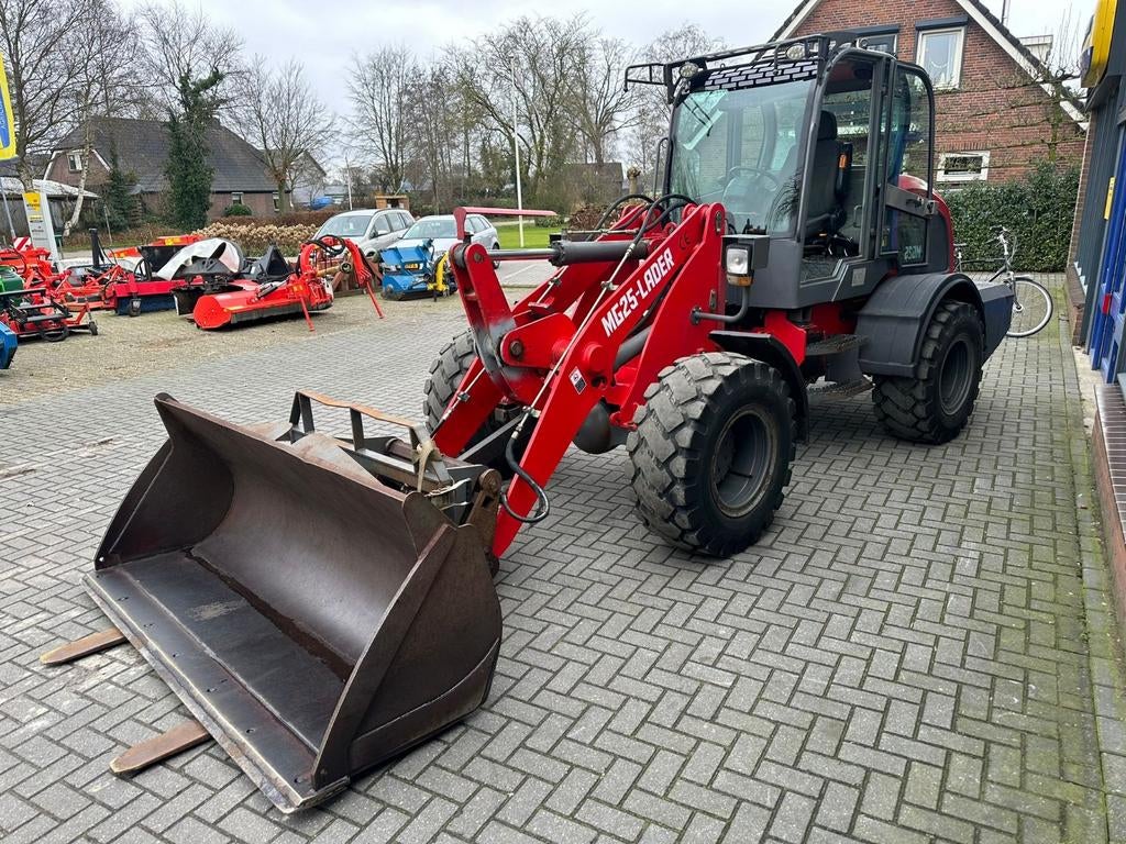 shovel mg  25 lader 5,5 tons shovel, Ophalen, Wiellader of Shovel