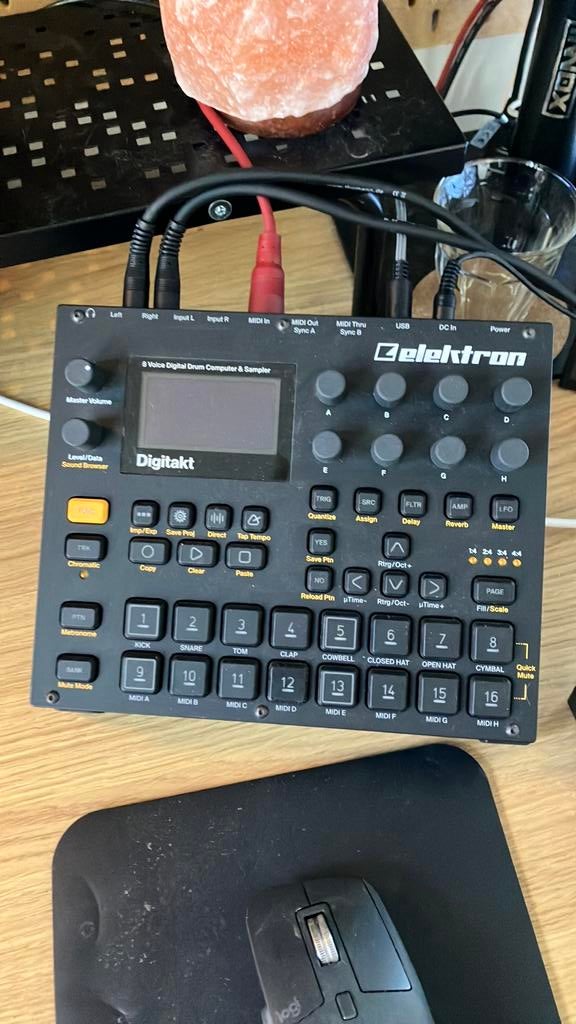 Elektron Digitakt mk1 met doos, Muziek en Instrumenten, Ophalen, Zo goed als nieuw