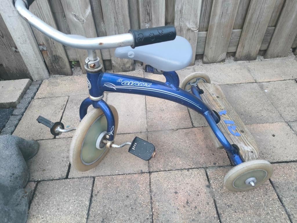 kinder fietsje ( driewieler ) en Puckie step, Ophalen, Gebruikt, Minder dan 16 inch