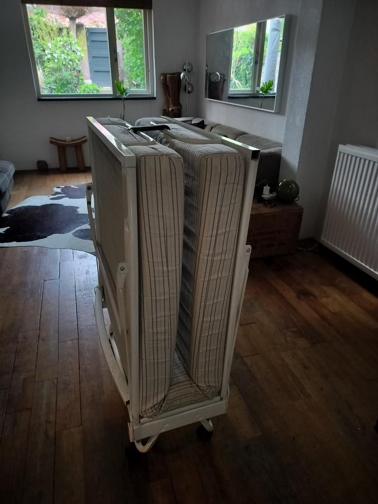 Gratis - Opklapbed, Ophalen, Eenpersoons, 190 cm of minder, 80 cm