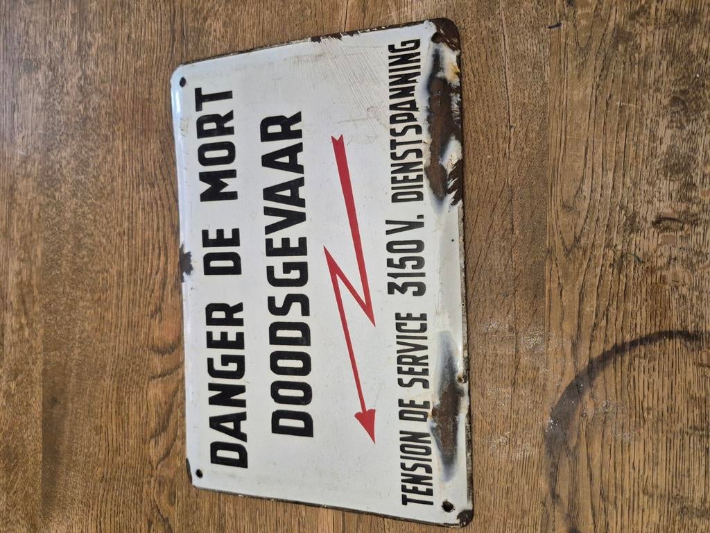 Vintage Emaille Doodgevaar 3150V Spanningsbord, Ophalen of Verzenden