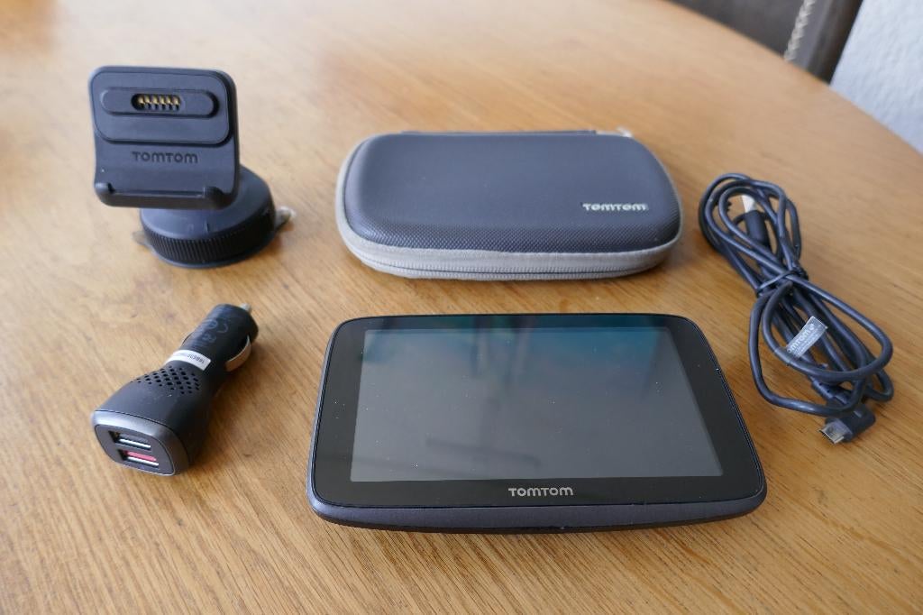 TomTom Go 5200 Wifi autonavigatie, Auto diversen, Autonavigatie, Ophalen of Verzenden, Gebruikt