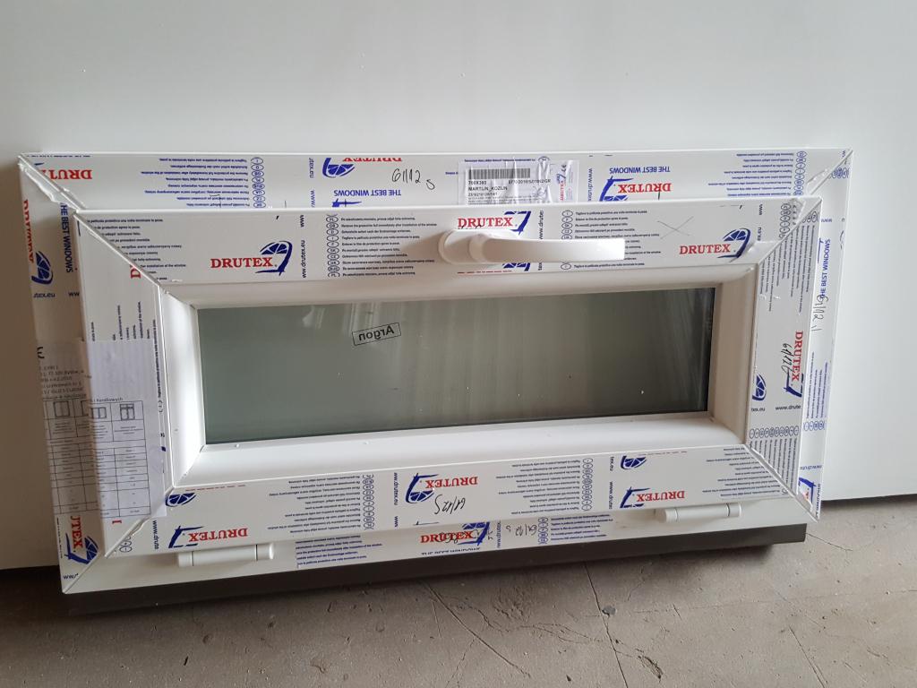 Kunststof kiep kozijn 70 x 32 cm wit RAL 9016, Kunststof, Raamkozijn, Niet ingevuld, Nieuw