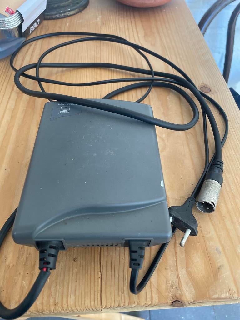 sparta E- Bike Oplader - Gebruikt maar functioneel, Ophalen of Verzenden, Gebruikt