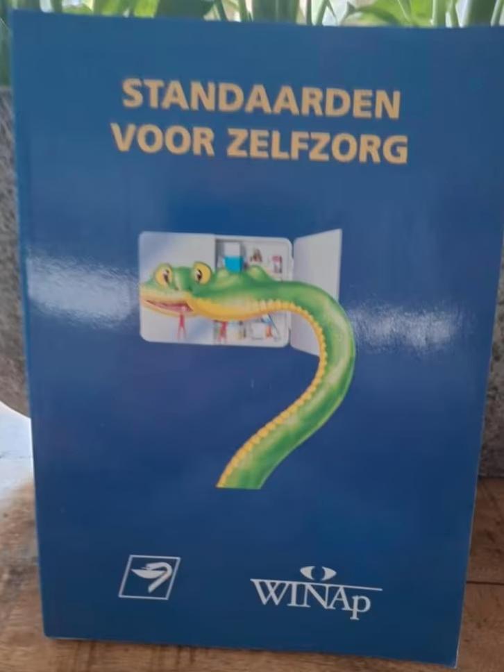 Standaarden voor zelfzorg (WIN Ap), Ophalen of Verzenden, Zo goed als nieuw