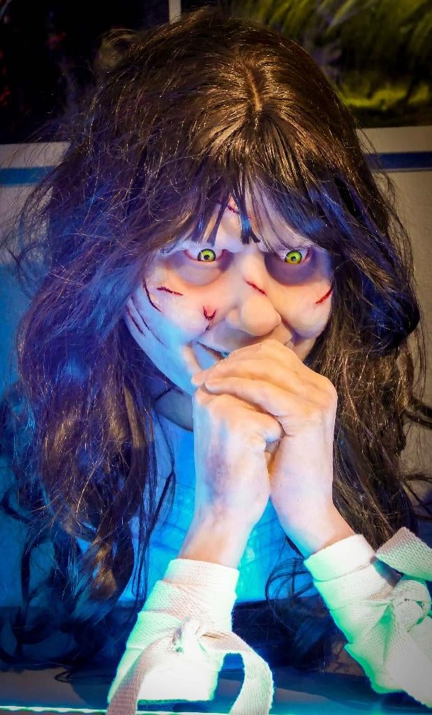 the Exorcist   regan   life size bust    levensecht, Ophalen of Verzenden, Nieuw, Film, Beeldje, Replica of Model