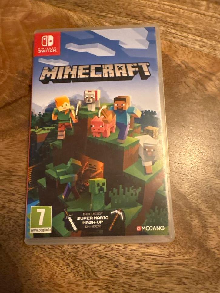 Minecraft - Nintendo Switch, Spelcomputers en Games, Games | Nintendo Switch, Zo goed als nieuw, Strategie en Constructie, 3 spelers of meer