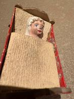 Oud wiegje met popje, Ophalen of Verzenden