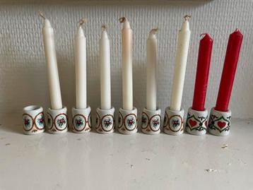 Mini kandelaars van porselein beschikbaar voor biedingen