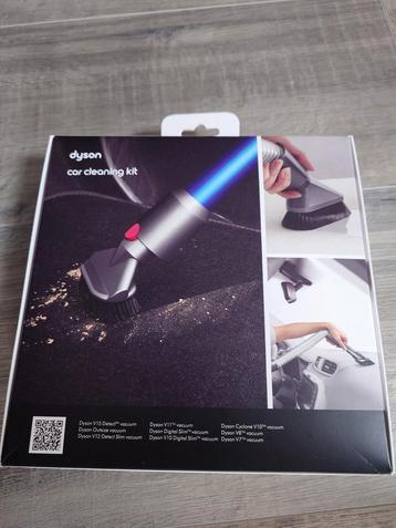 Dyson car cleaning kit beschikbaar voor biedingen