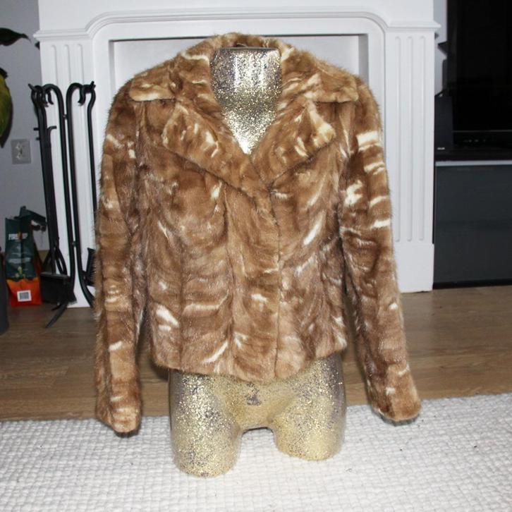 Mooie Gevlekte Bont Jas (S) € 125,-, Kleding | Dames, Jassen | Winter, Zo goed als nieuw, Maat 36 (S), Bruin, Ophalen of Verzenden