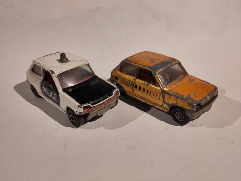 2x 1:38 Corgi No. 293 & 428 Renault 5 TL Police, Hobby en Vrije tijd, Modelauto's | Overige schalen, Gebruikt, Auto, Ophalen of Verzenden