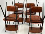 Schoolstoelen model 102 ontwerp Ynske Kooistra, Ophalen, Hout