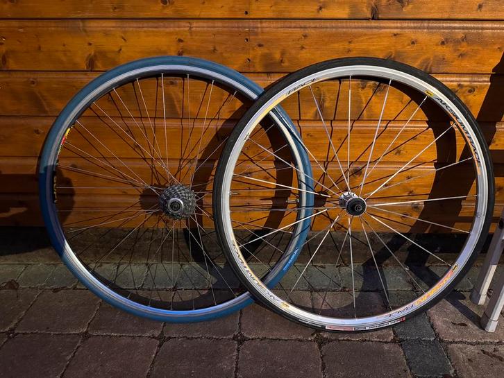 Wielen racefiets Mavic Campagnolo, Fietsen en Brommers, Fietsonderdelen, Gebruikt, Racefiets, Wiel, Ophalen of Verzenden