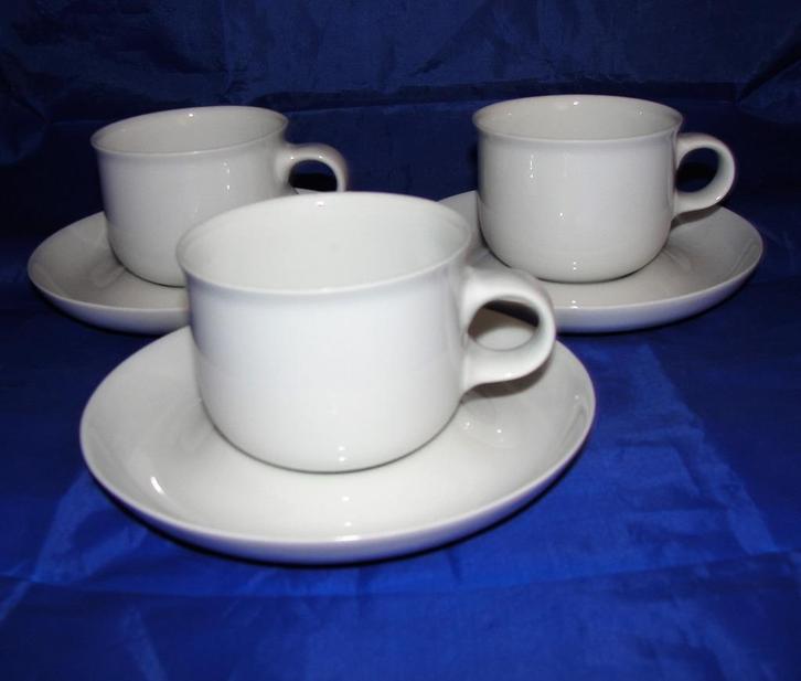 Hutschenreuther Tavola wit kop en schotels, Huis en Inrichting, Keuken | Servies, Zo goed als nieuw, Kop(pen) en/of Schotel(s)