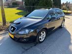 Seat Leon 1.4 TSI Active Style Airco Cruise Lm velgen, Gebruikt, 4 cilinders, Leon, Zwart
