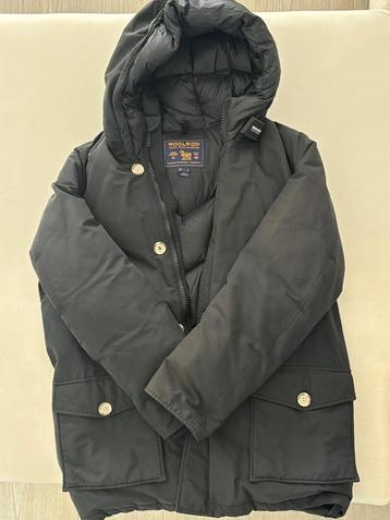 Woolrich jas beschikbaar voor biedingen