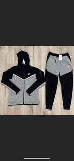 Nike Trainingspakken, Kleding | Heren, Ophalen of Verzenden, Nieuw, Overige maten