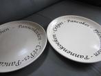 2 pannenkoek borden/diameter 30cm, Huis en Inrichting, Keuken | Servies, Nieuw, Ophalen of Verzenden, Bord(en), Overige stijlen