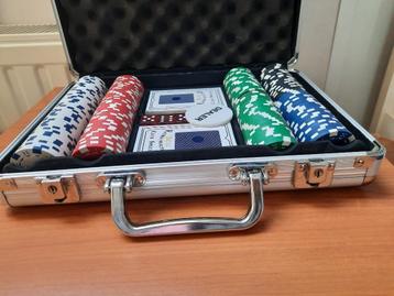 Pokerkoffer 200 stuks beschikbaar voor biedingen
