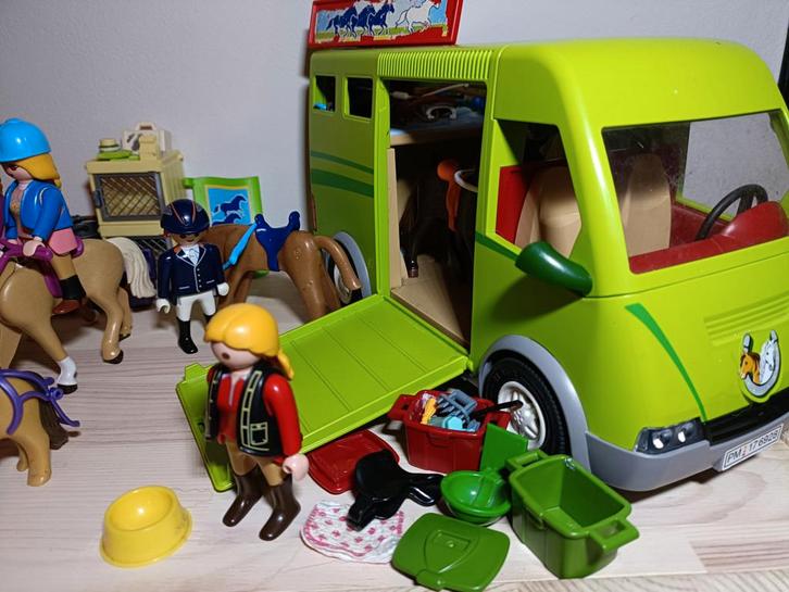 Playmobil 6928 trailer en veel meer paarden playmobil, Kinderen en Baby's, Speelgoed | Playmobil, Gebruikt, Complete set, Ophalen of Verzenden