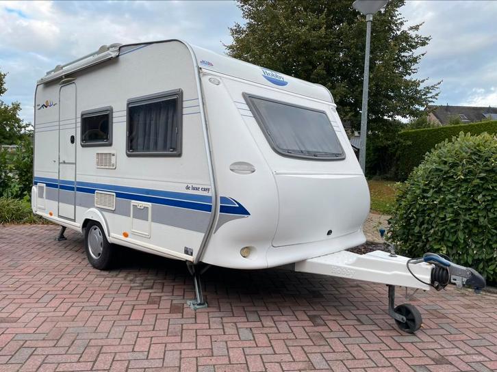 Hobby 400 SB de Luxe Easy van 2004 model 2005, Caravans en Kamperen, Caravans, Particulier, tot en met 4, 750 - 1000 kg, Treinzit