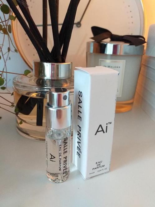 7 ML SALLE PRIVÉE - AI Eau de Parfum voor 12,50 euro, Sieraden, Tassen en Uiterlijk, Uiterlijk | Parfum, Nieuw, Ophalen of Verzenden