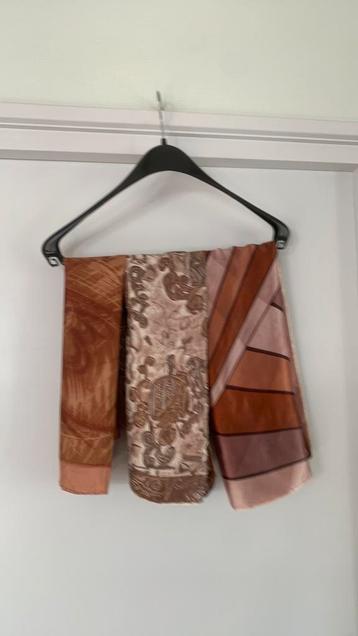 3 vintage zgan Hoofddoek Sjaals orig ja 6070 perstuk bieden beschikbaar voor biedingen